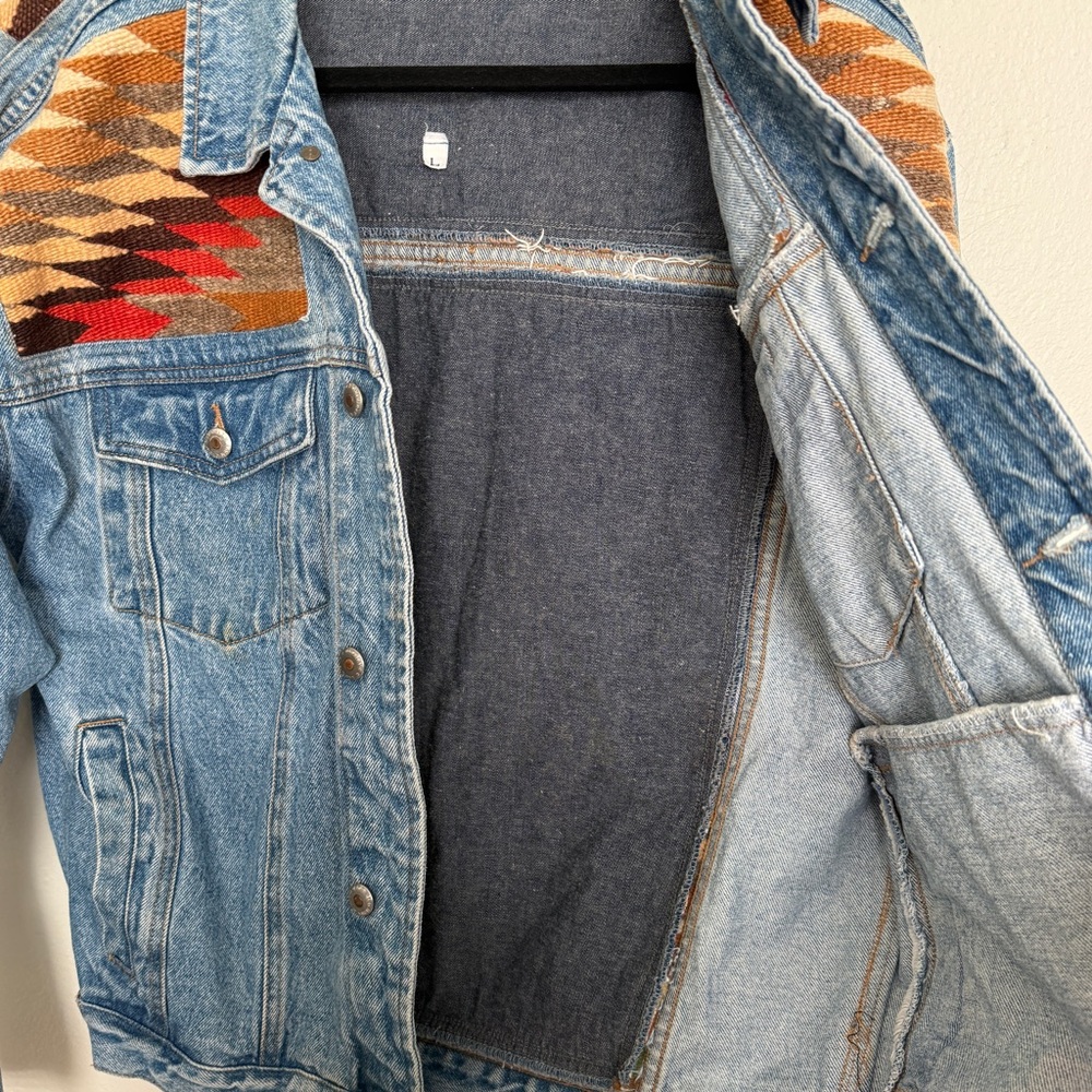 Vintage 90s Denim Jean Trucker Jacket with Western Aztec Tribal Design - Picture 6 of 12